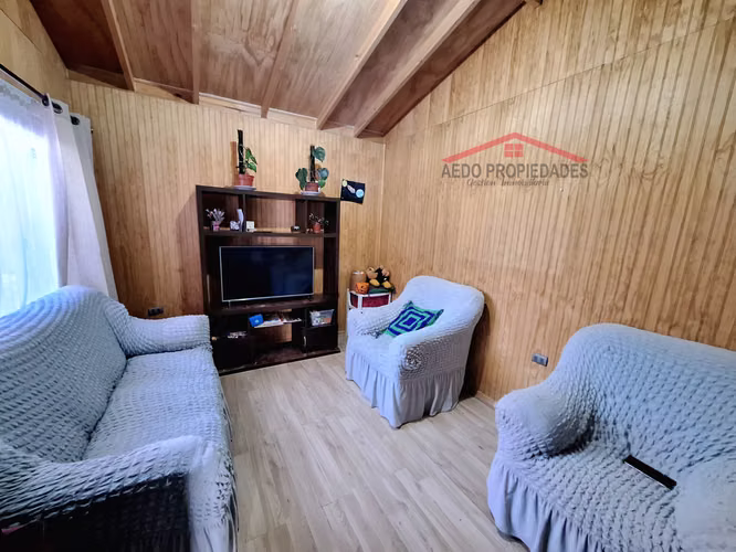 Se vende excelente casa, Villa Cumbres del Valle, comuna de La Cruz