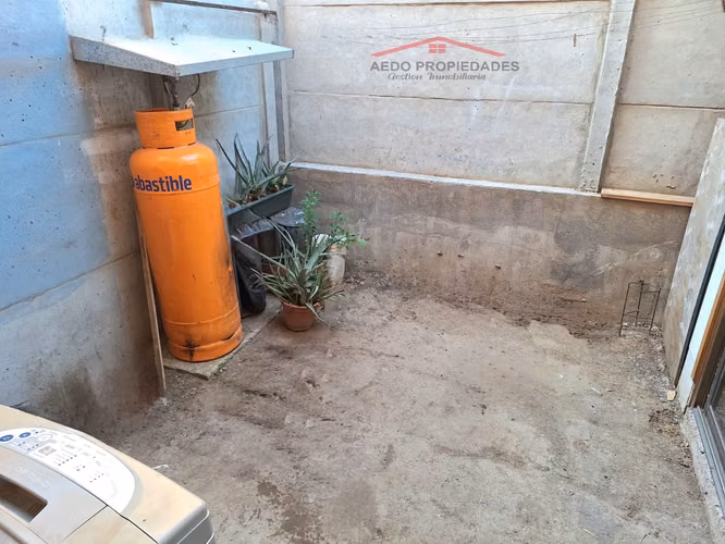 Se vende excelente casa, Villa Cumbres del Valle, comuna de La Cruz
