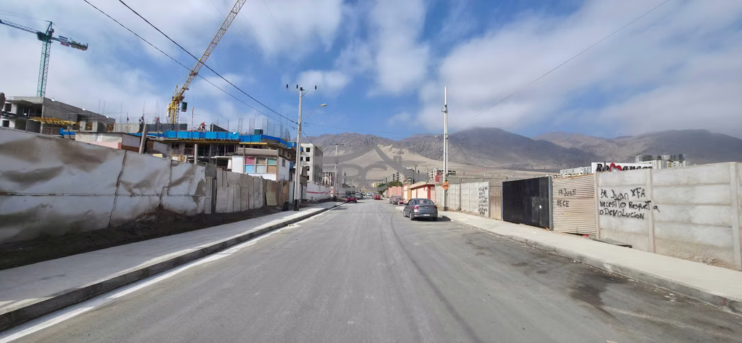 Se arrienda terreno en esquina. 2.688 m². (175342)