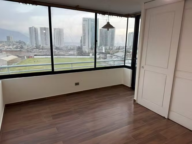 Arriendo departamento frente playa cavancha