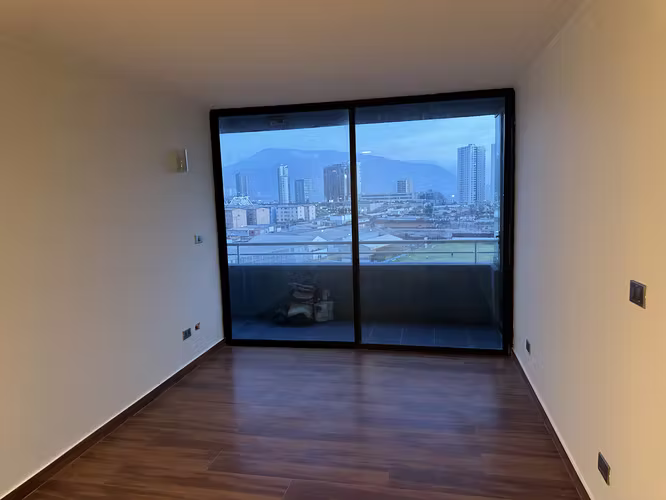 Arriendo departamento frente playa cavancha