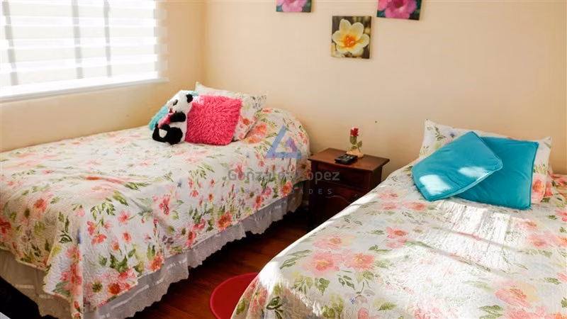 Casa 4 Dormitorios en Venta Serena Oriente 262 m