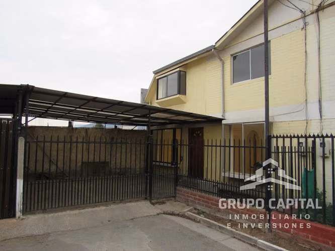 Se Arrienda Amplia Casa en La Cruz (Sin Mascotas)