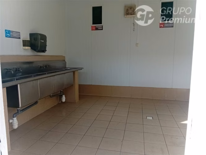 Se vende propiedad industrial planta frigorífica en La Cruz