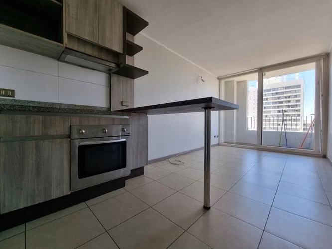 SE VENDE DPTO EN CALLE CHLOE A 5 MIN-METRO AVDA MATTA
