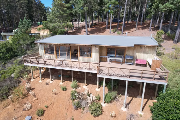 Preciosa casa iluminada y como nueva se vende en Tunquen