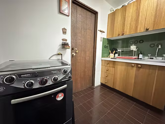 Departamento iluminado,seguro,cómodo y amoblado se vende frente Playa Amarilla Concon