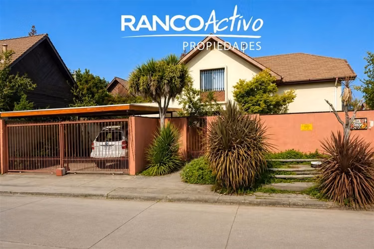 En venta amplia Casa 3D2B Sector El Otoñal, Chillan