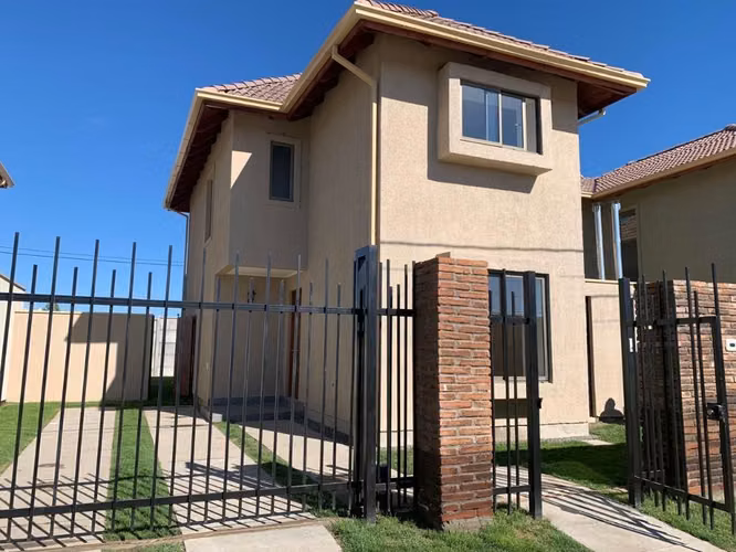 Arriendo Casa Hacienda La Esmeralda
