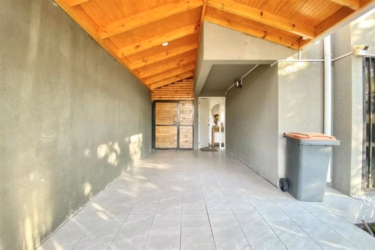 CASA Thiare / Av.El Rosal