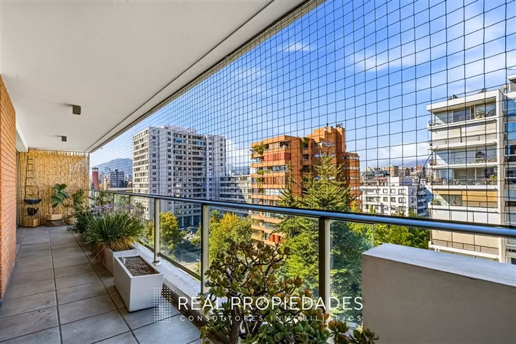DEPARTAMENTO Av.El Bosque, 188 m² + Amplias terrazas - Imagen 9