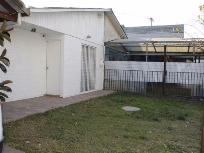 CASA Se vende casa 3 dormitorios Maipú