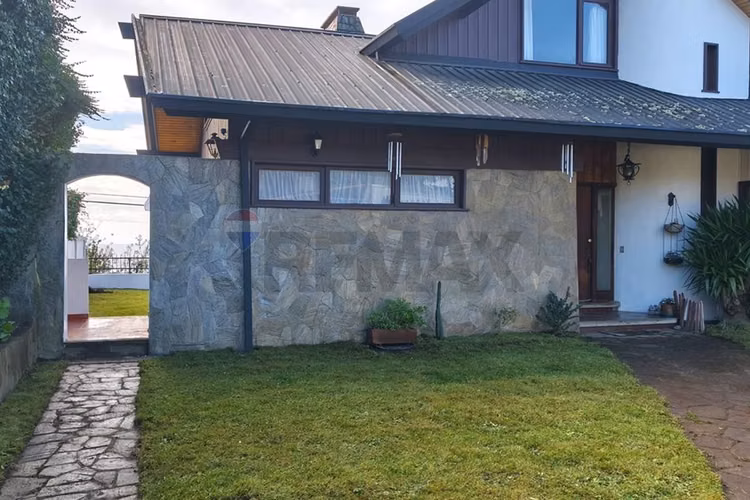 Propiedad comercial única en puerto varas