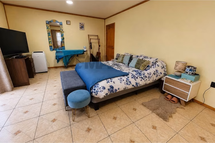 Venta parcela 5.000 m² con 2 casas en lampa