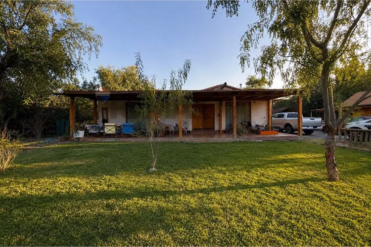 Venta parcela 5.000 m² con 2 casas en lampa