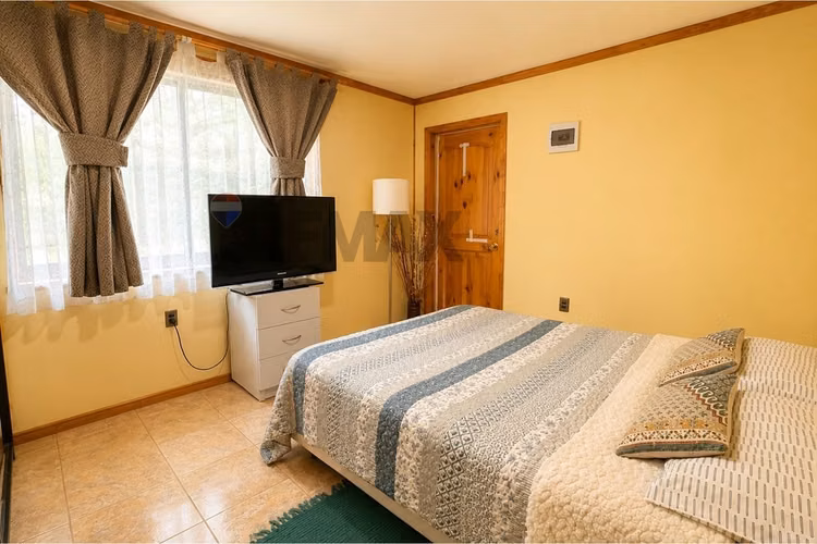 Venta parcela 5.000 m² con 2 casas en lampa