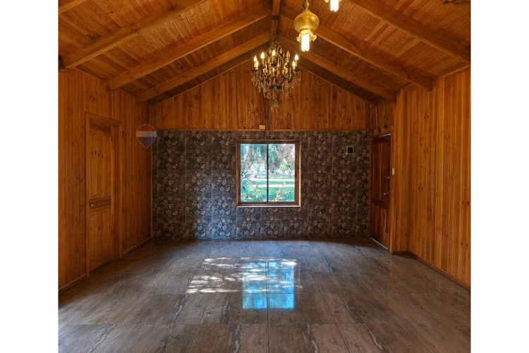 Venta parcela 5.000 m² con 2 casas en lampa
