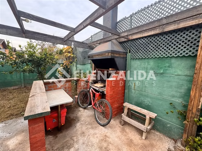 Casa en arriendo en Peñaflor