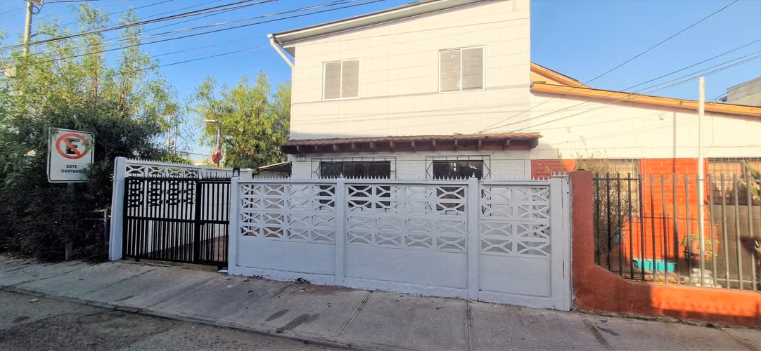 Venta de casa de 3 dormitorios, en La Cruz,  78 M$.