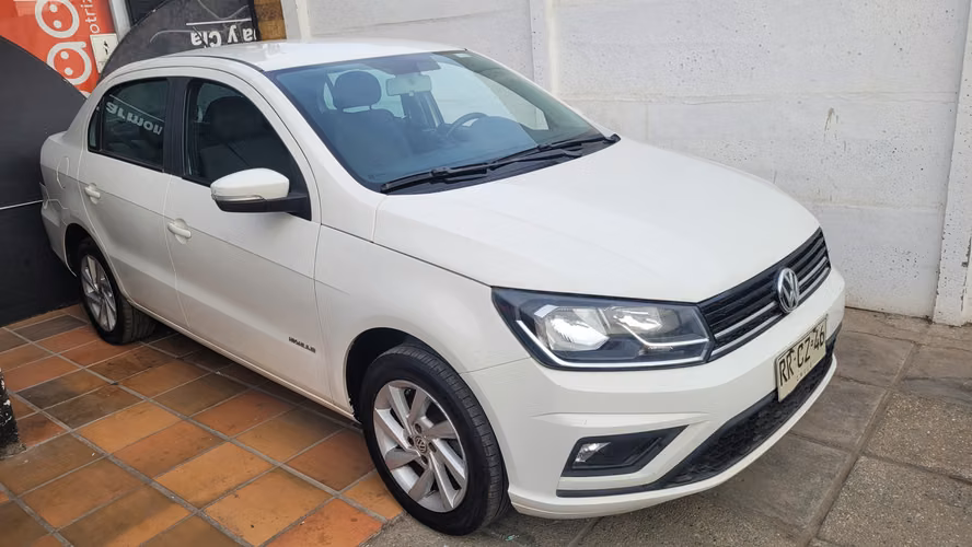 Volkswagen VOYAGE HIGHLINE 1.6 FULL MEC. 1.6 • 4x2 • Mecánica • 2022