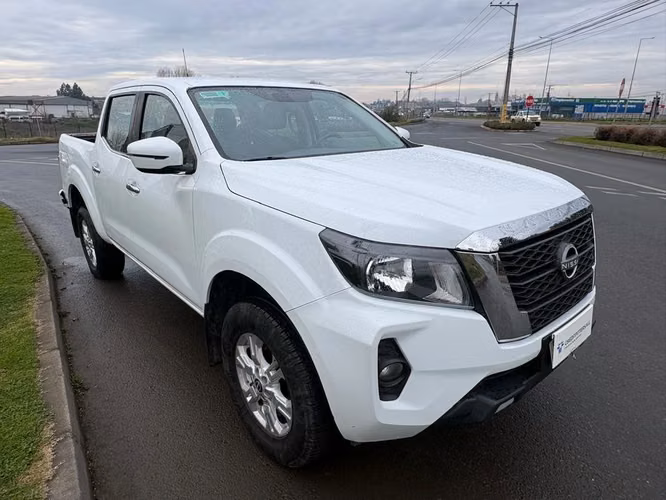 NISSAN NAVARA 2023