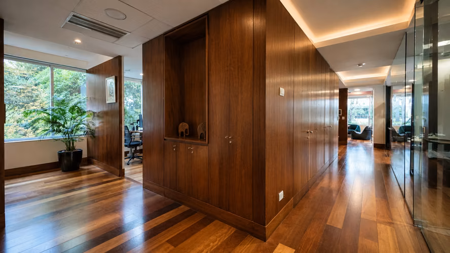 Piso completo de oficina en venta en Las Condes: 347 m² listos para operar