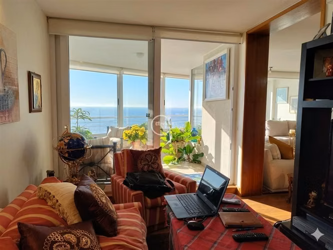 Venta departamento Reñaca con gran vista y amplios espacios