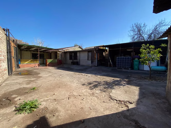 Casa Esquina en Conchalí: Ideal Comercio (175406)