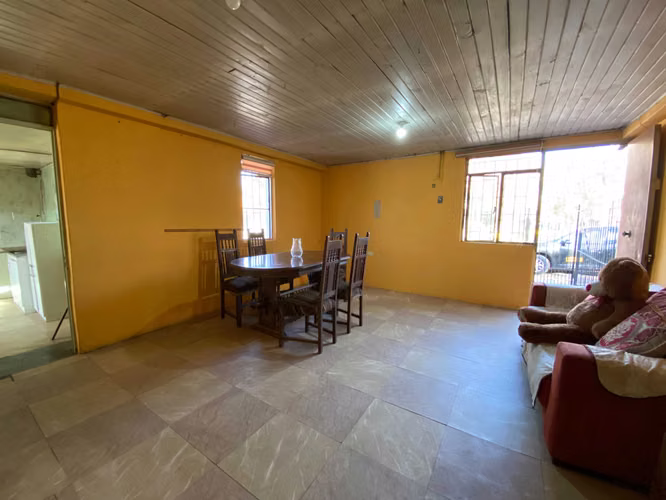 Casa Esquina en Conchalí: Ideal Comercio (175406)