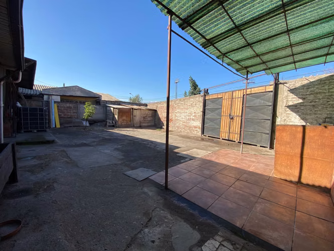 Casa Esquina en Conchalí: Ideal Comercio (175406)