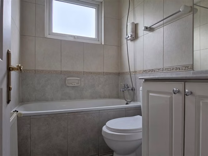 Casa en Venta en Condominio Cerrado en Lo Barnechea