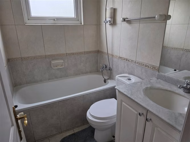 Casa en Venta en Condominio Cerrado en Lo Barnechea
