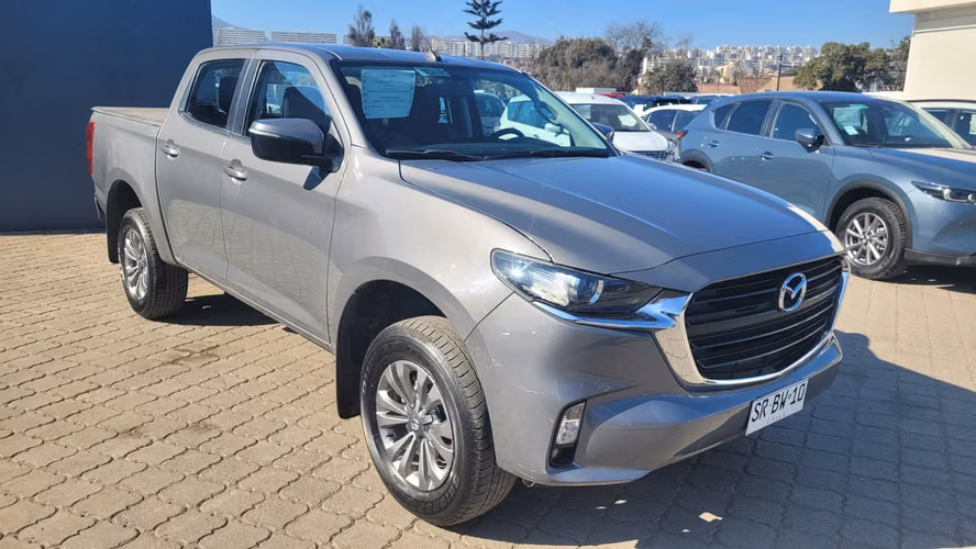 MAZDAALL NEW BT 50 4X4 3.0 FULL AUT. 3.0 • 4WD • Automática • 2023