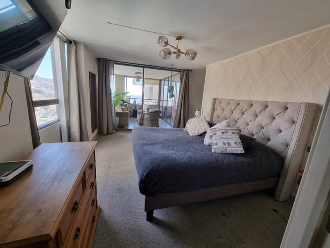 Se Vende departamento en Cerro Paranal 4 D+3B+ 2 E y 1 Bod. a 8.000 UF - Imagen 17