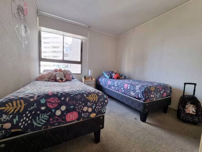 Se Vende departamento en Cerro Paranal 4 D+3B+ 2 E y 1 Bod. a 8.000 UF