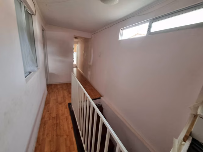 Se vende Casa de 2 pisos en sector CENTRO SUR, calle Díaz Gana entre Av. Argentina y EdoLefort  8 D +3 B a 7.950 UF