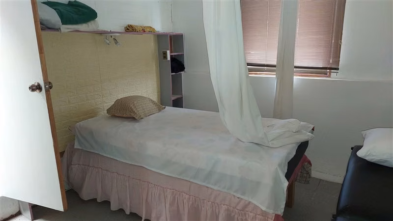 Casa en venta de 2 dorm 2 B,1E. en Concón
