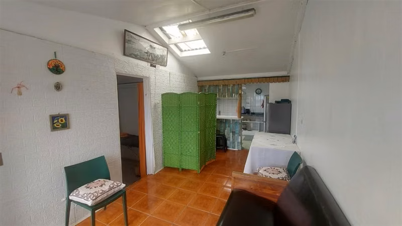 Casa en venta de 2 dorm 2 B,1E. en Concón