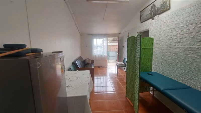Casa en venta de 2 dorm 2 B,1E. en Concón