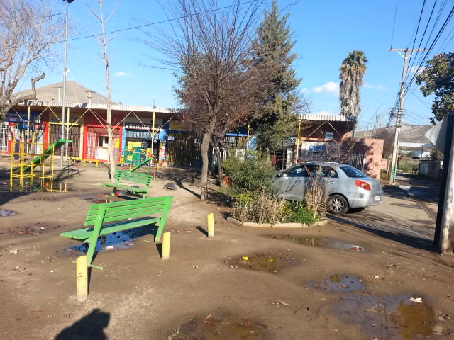 Arriendo Local 40m2 en sector plaza Guardiamarina Riquelme
