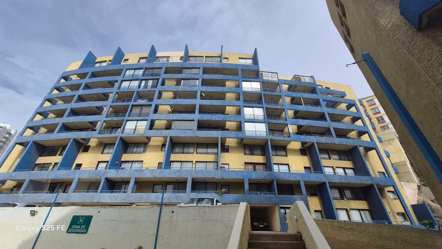 Vendo departamento con excelente vista (174365)