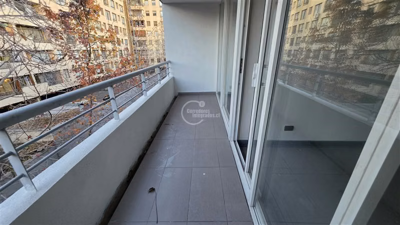 Depa 1 dorm oriente, cubierta granito, full eléctrico FM