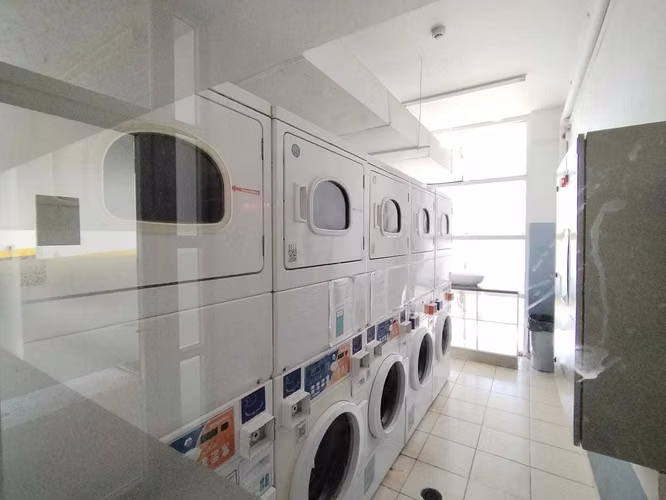 CON ESTACIONAMIENTO y REMODELADO IMPECABLE (175430)