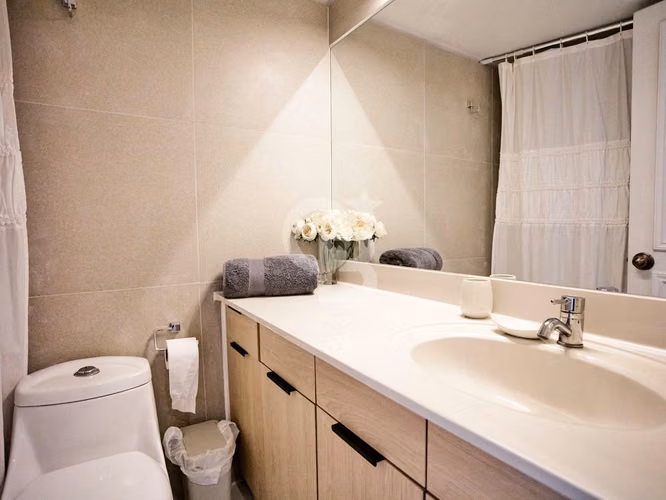 Arriendo amoblado Duplex Vitacura, gran vista.