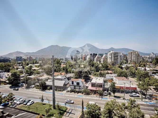 Arriendo amoblado Duplex Vitacura, gran vista.