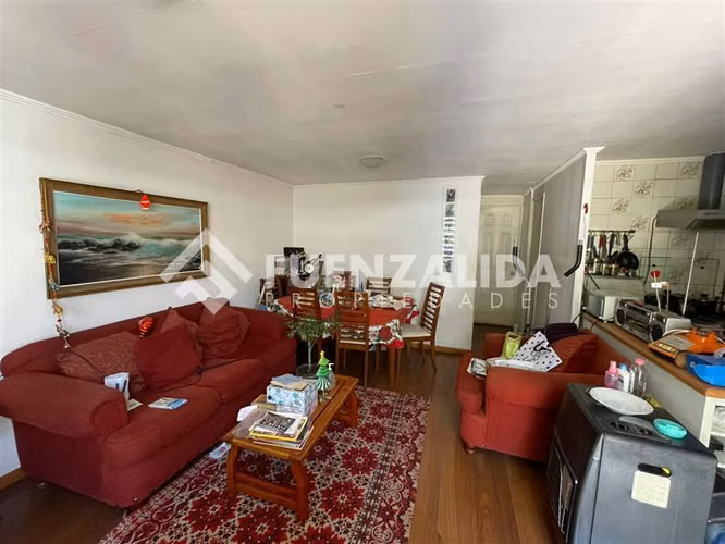 Casa en venta de 2 dorm. en Maipú
