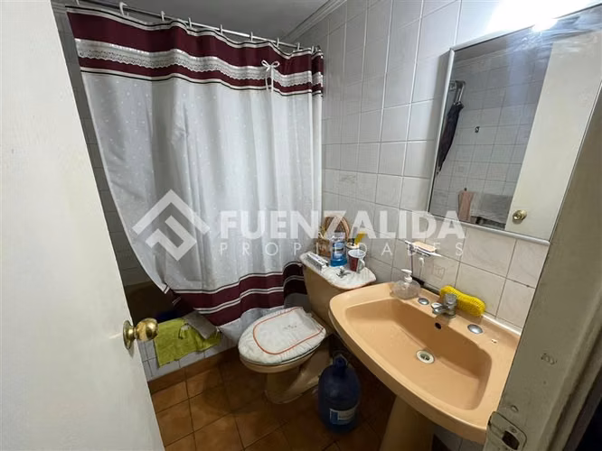 Casa en venta de 2 dorm. en Maipú