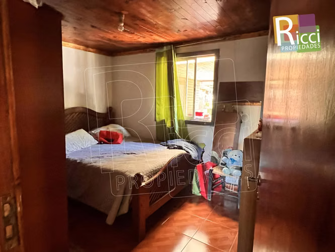 Excelente Casa ubicada en acceso principal a Limahue
