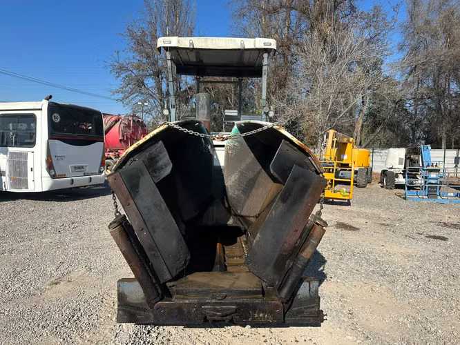 EXTENDEDORA DE ASFALTO MARCA VOGELE MODELO SUPER 1300-2 AÑO 2008