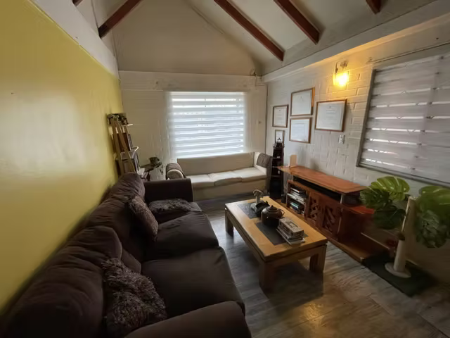 VENDE EXCELENTE CASA TALCA